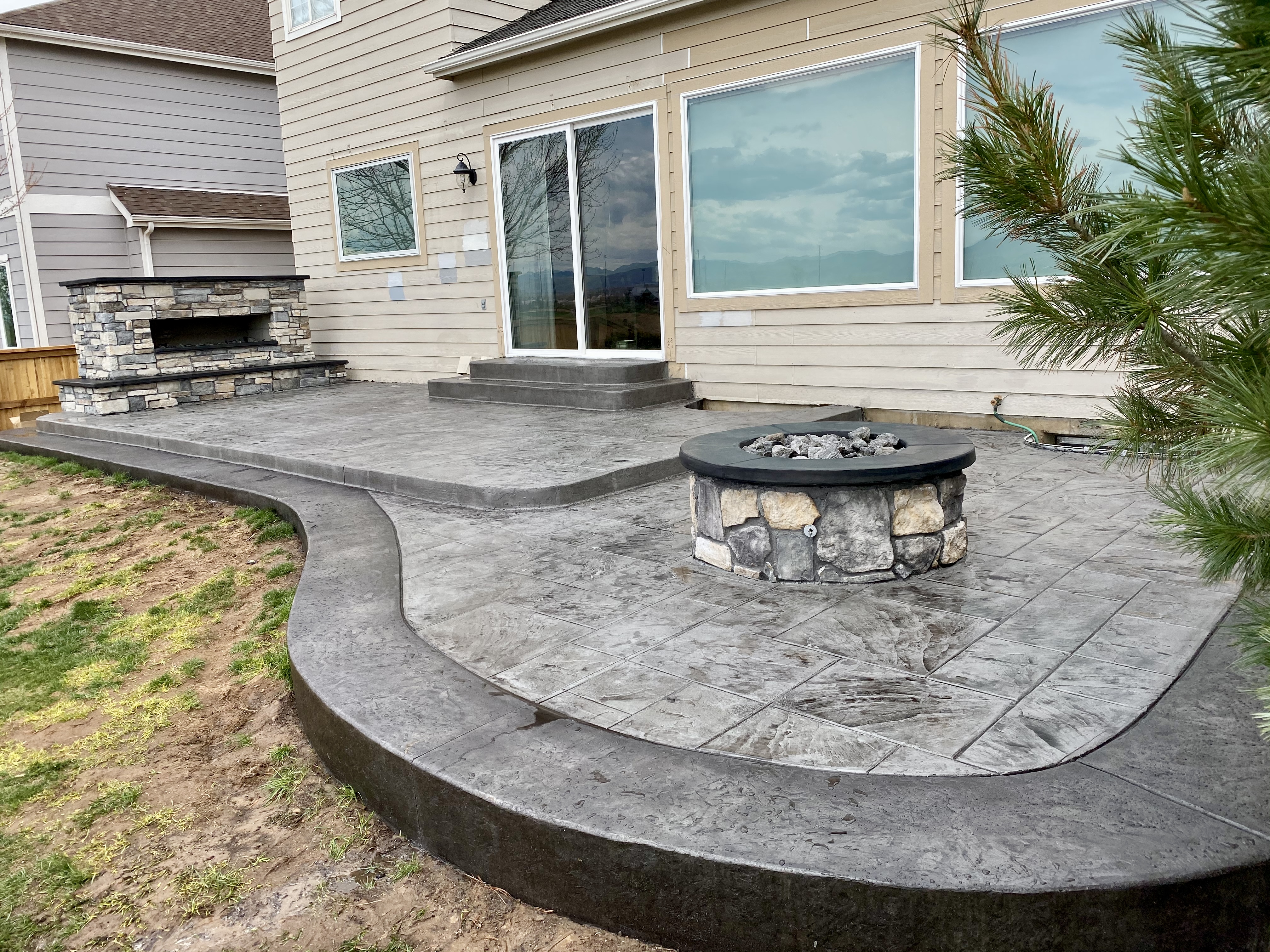 firepit, fireplace, stamped concrete, highlands ranch