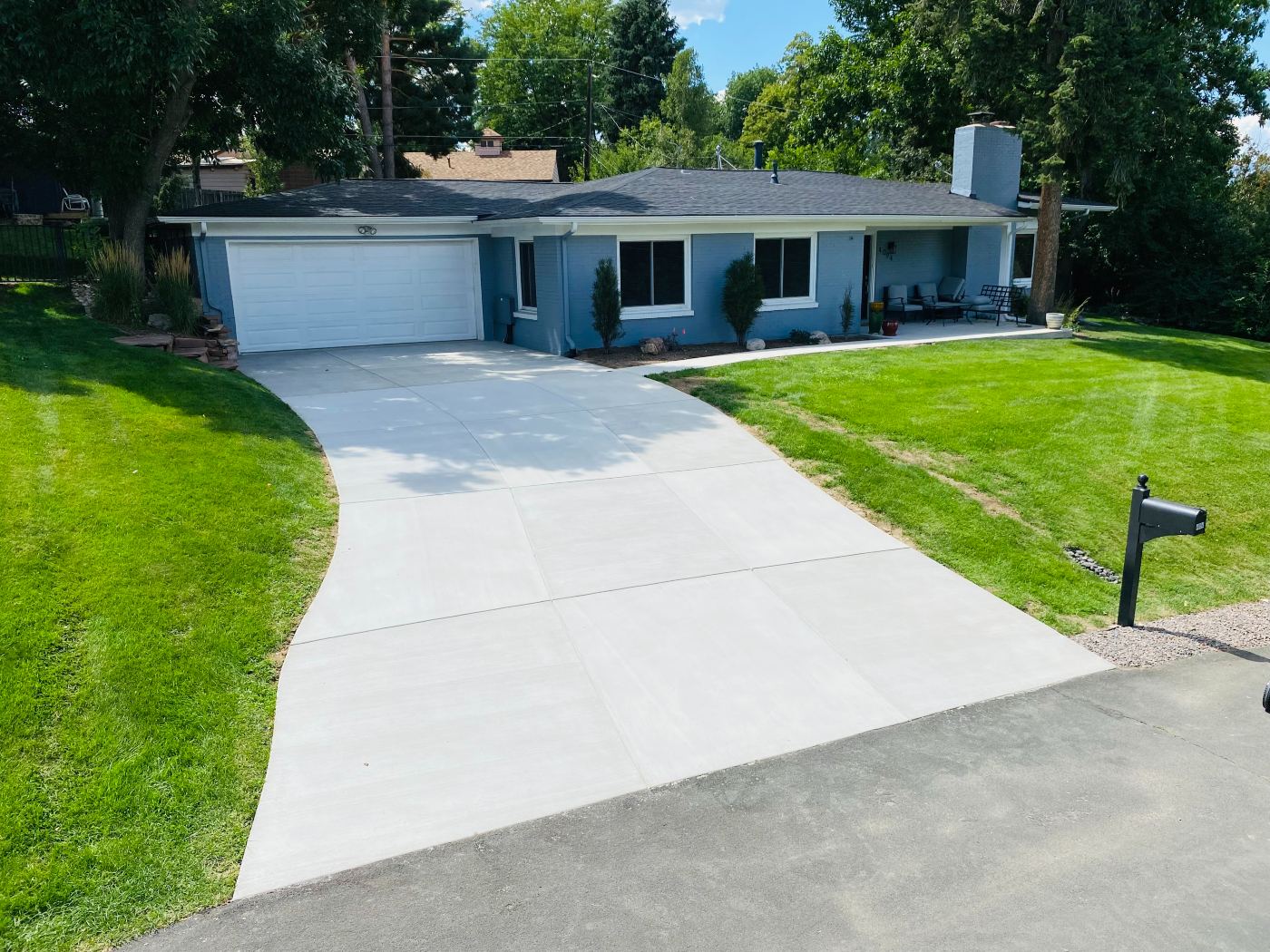 driveway replacement, new driveway, denver driveway, driveway contractor denver, denver concrete company, driveway replacement denver